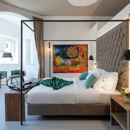 Castel Hoertenberg 5*
